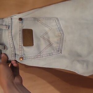 Womens wrangler high rise jeans